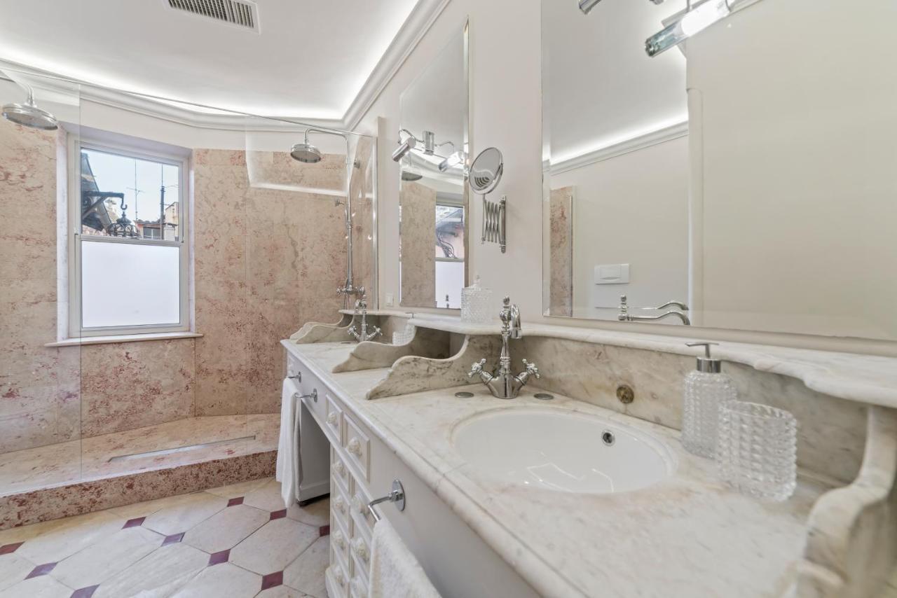 Bmga L Viapaola43 Palace Luxury Penthouse 2Bdr Рим Экстерьер фото